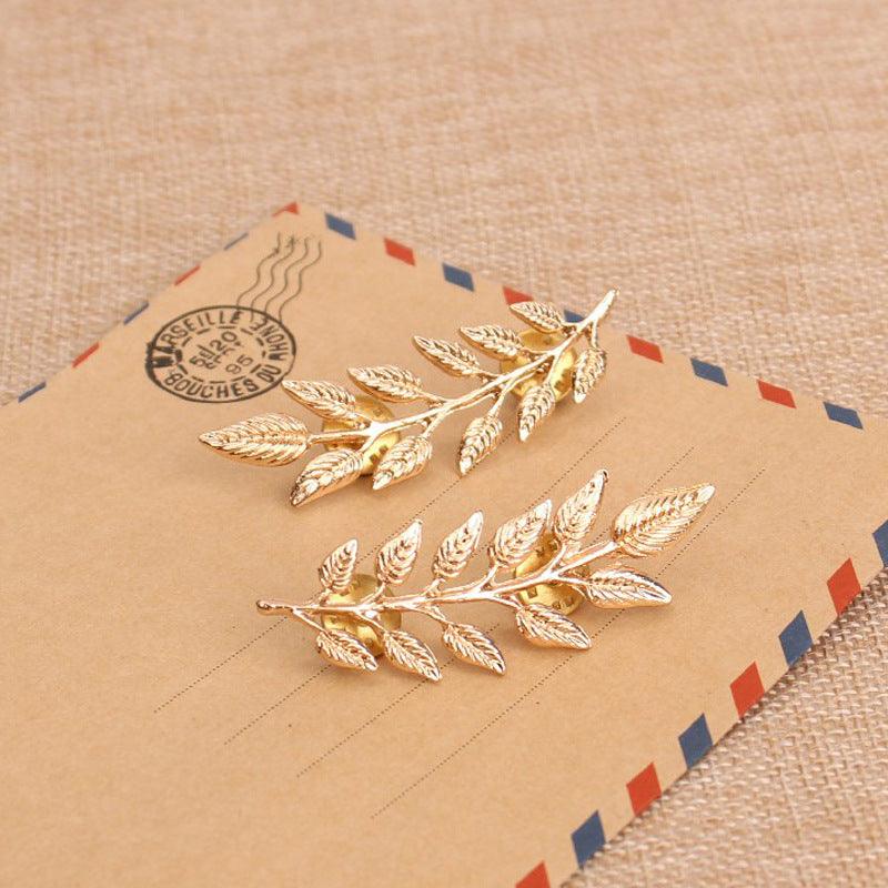 Elegance Leaf Shaped Brooch, Collar Pin in Silver or Gold - Better Mode